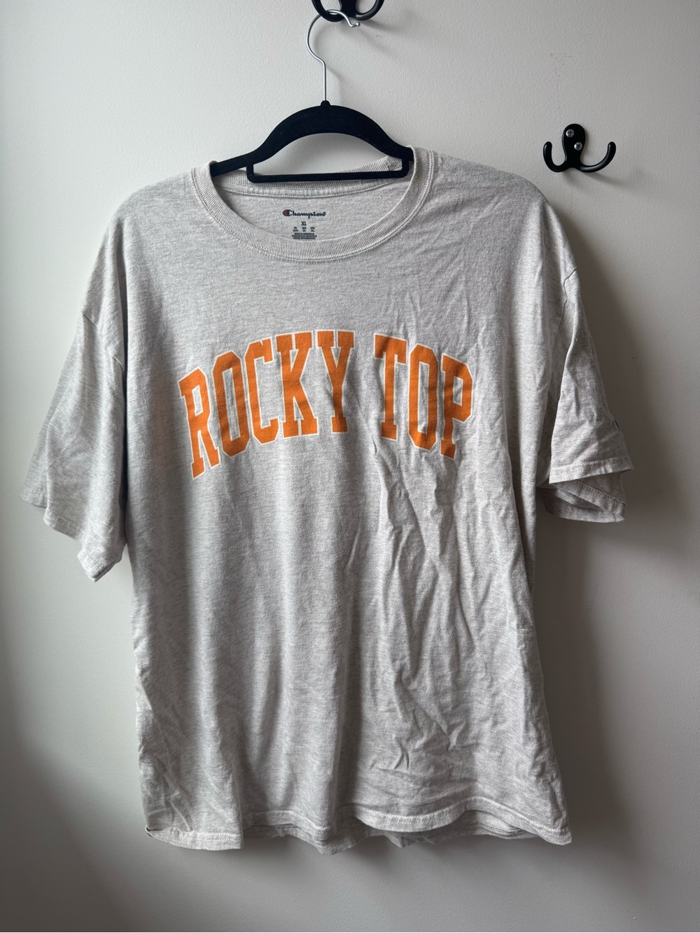 TN Volunteers Tee with Orange 'Rocky Top' Print